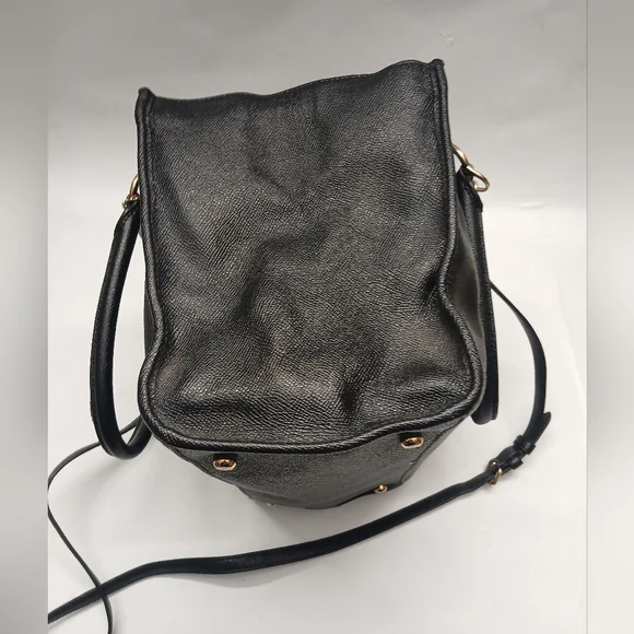 Coach Elegant Black Leather Crossbody Bag - Picture 14 of 16
